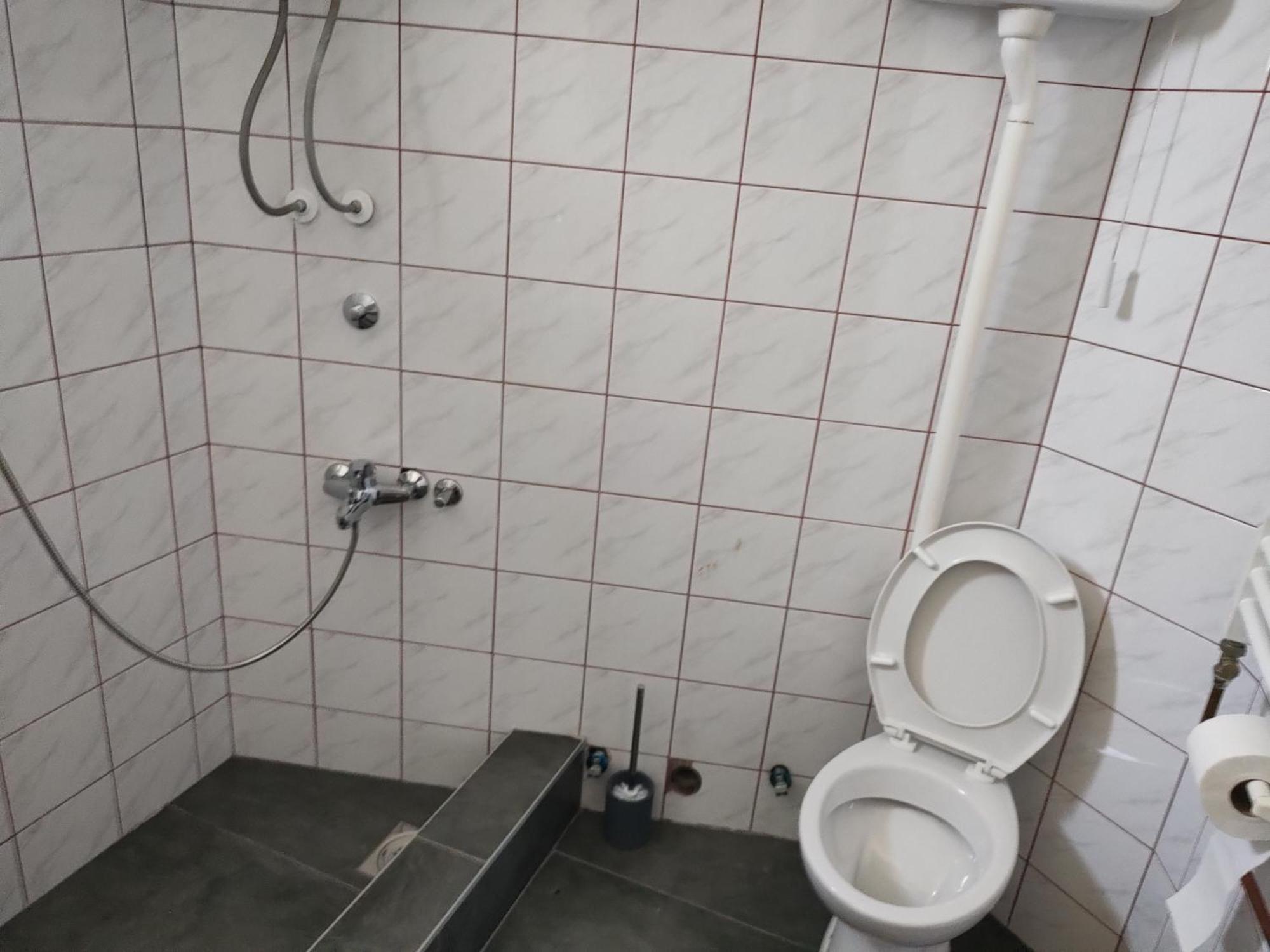 Apartamento Stan Sremska Mitrovica Exterior foto